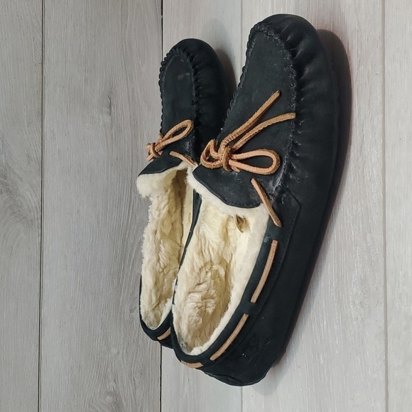 Ugg Australia Women 5612 Suede Loafer Slip on shoes slippers sz 9 - Picture 1 of 14